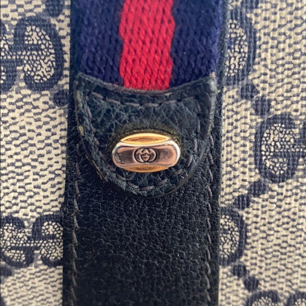 Vintage Gucci Purse - Picture 4 of 8